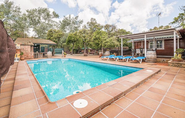 pool