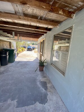 carport area
