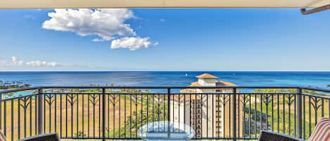 View of the Pacific Ocean from the main lanai