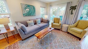 Flip-Flop-Casual-Living Room