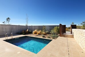 Private pool