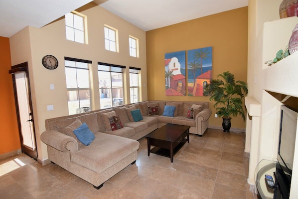 Beachfront San Felipe vacation rental 682 - living room