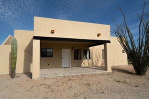 San Felipe Casa-oso-1 Baja California home front