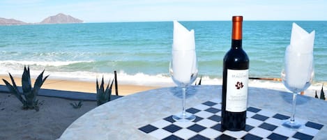 Villas de las palmas San Felipe beach rental house Romantic time with wine view