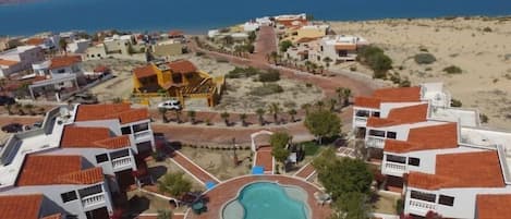 South of town vacation rental san felipe baja mexico - condos pool in the middle