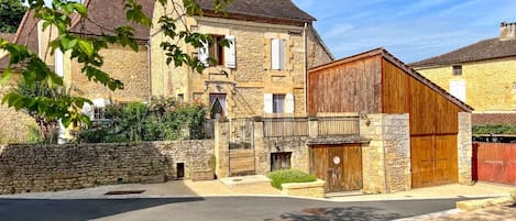 Maison au coeur du village haut de Limeuil