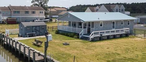 Here's our house, right on the canal
