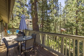 Private Balcony/Deck | Gas Grill | Outdoor Dining Area