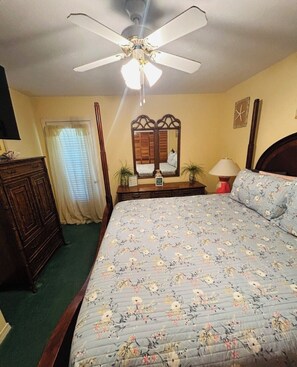 Master Bedroom with view to the balcony door
