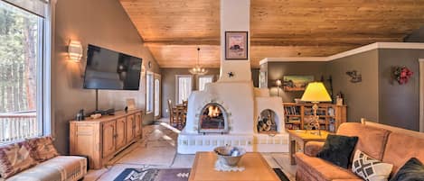 Angel Fire Vacation Rental | 4BR | 4BA | Stairs Required | 3,788 Sq Ft