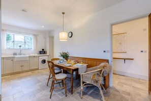 Furrow Barn Dining Area - StayCotswold
