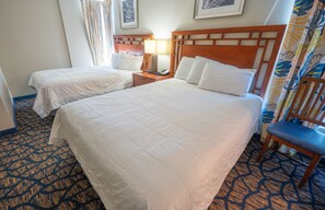 2 Queen Beds in Bedroom