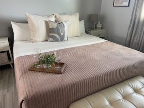 King size bed