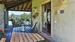 Balcony / Terrace / Patio