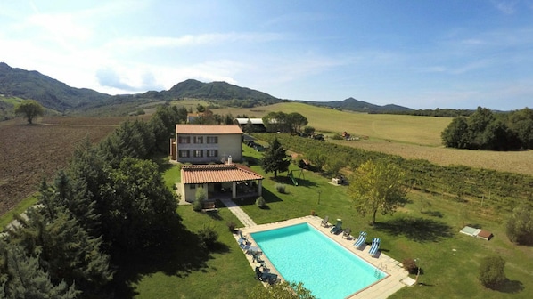 Garden, Main, Outdoor, Pool