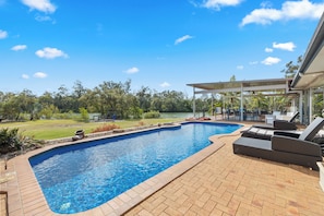 11 METER IN GROUND POOL WITH VIEWS OF THE RIVER