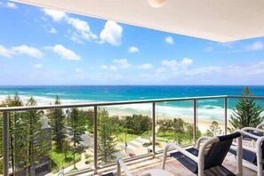 Surfers Paradise Beach 