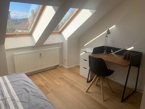 Moderne 50 qm Wohnung mit Wohn- und Schlafraum und Balkon