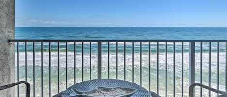 Daytona Beach Vacation Rental | 1BR | 2BA | Step-Free Access | 850 Sq Ft