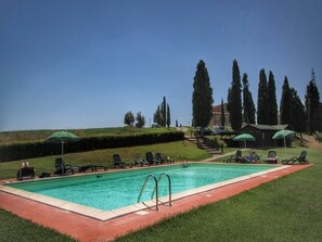 Holiday Home Swimming Pool
