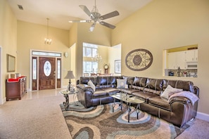 Living Room | Central A/C & Heating | Electric Heating