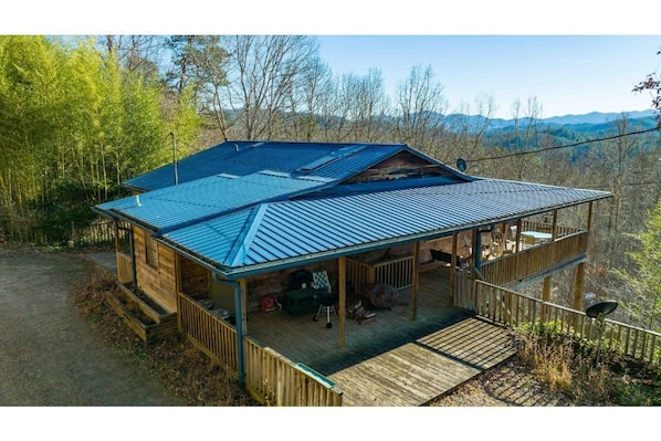 Aerial view of Sheep’s Knob Refuge. Grill , charcoal, fire pit and wood included