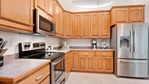 Fully Furnished Kitchen