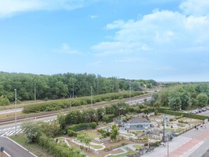 Nuage, Ciel, Jour, Plante, Surface De La Route, Arbre, Asphalte, Lot Terre, Design Urbain, Rue