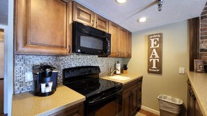 COWBOY FAMILY SUITE! Perfect for Large Groups!  204 (1219)