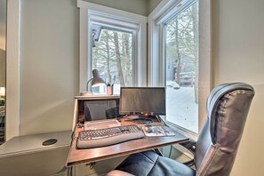 Remote Office Space | Free WiFi