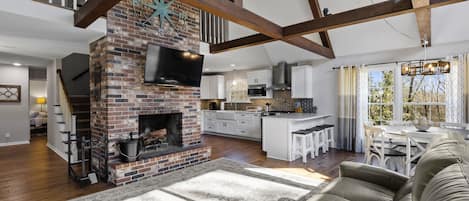 Open concept living/dining kitchen