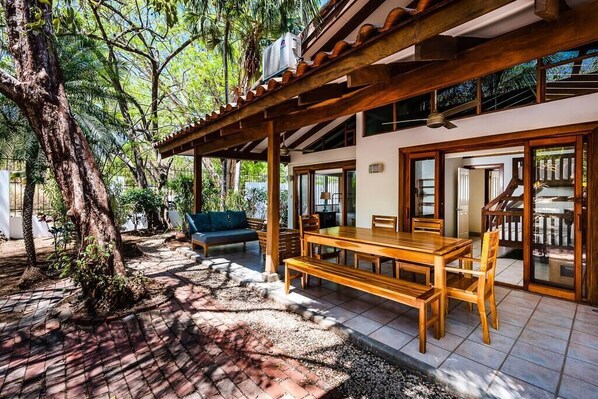 Common outdoor space