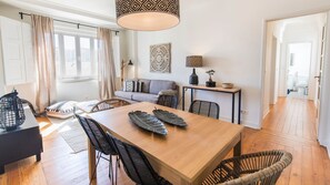 "A wonderful, clean place in a great location. True to the description." #apartment #airbnb #airbnblisbon #portugal #pt #lisbon #livingroom #lovelystay #clean #wonderful