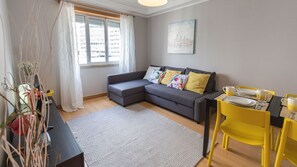 A bright and comfortable living room is always a good combination for a pleasant stay #comfort #lisbon #light