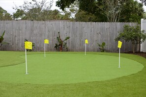 We provide several yard games