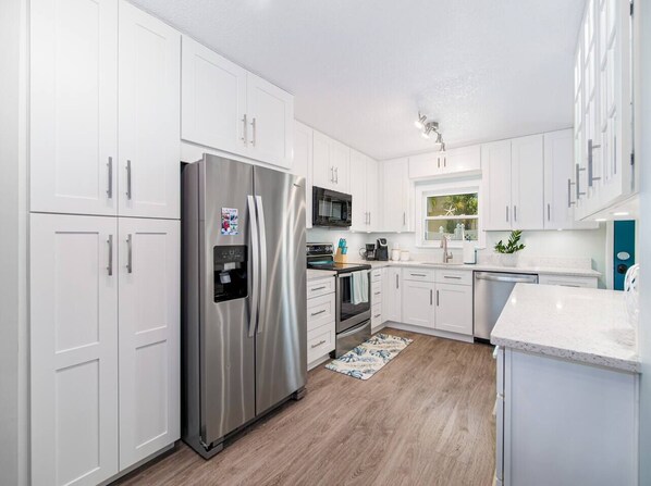 Fully equipped kitchen