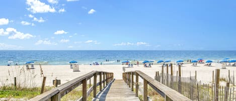 5 minute walk to beach-Private Deeded walkway to beach for this property