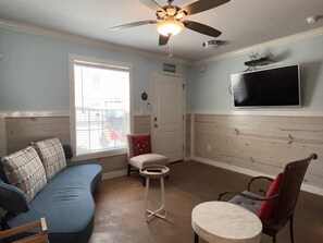 Wireless internet and cable TV are provided 