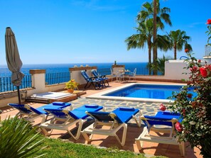 Water, Sky, Plant, Flower, Swimming Pool, Azure, Seaside Resort, Building, Outdoor Furniture, Tree