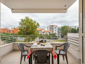 Table, Cloud, Sky, Furniture, Property, Chair, Building, Plant, Window, Shade