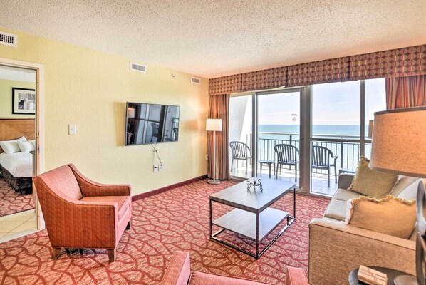 Myrtle Beach Vacation Rental | 2BR | 2BA | 1,045 Sq Ft | Elevator Access