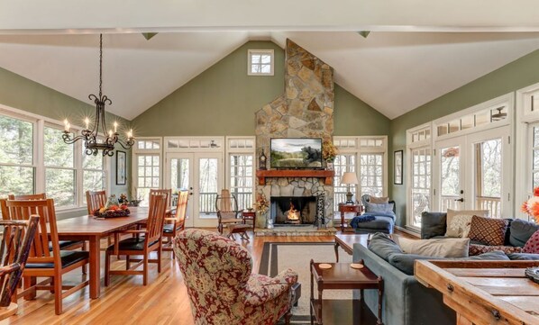 Big Canoe Cabin - Mountain Acres Retreat - Living Room with Fireplace and TV