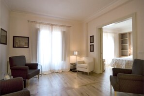 Living room 2