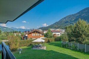 Vue de la maison de vacances [été]
