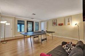 Spielezimmer