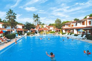 Schwimmbad des Ferienhauses