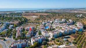 O POMAR IS NEAR TO THE OCEAN
