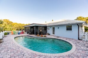 Private pool