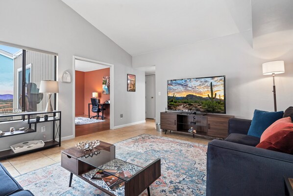 Living room w/65" Smart Samsung TV