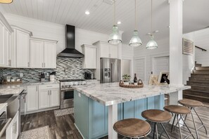 Large Kitchen Island  (first floor)